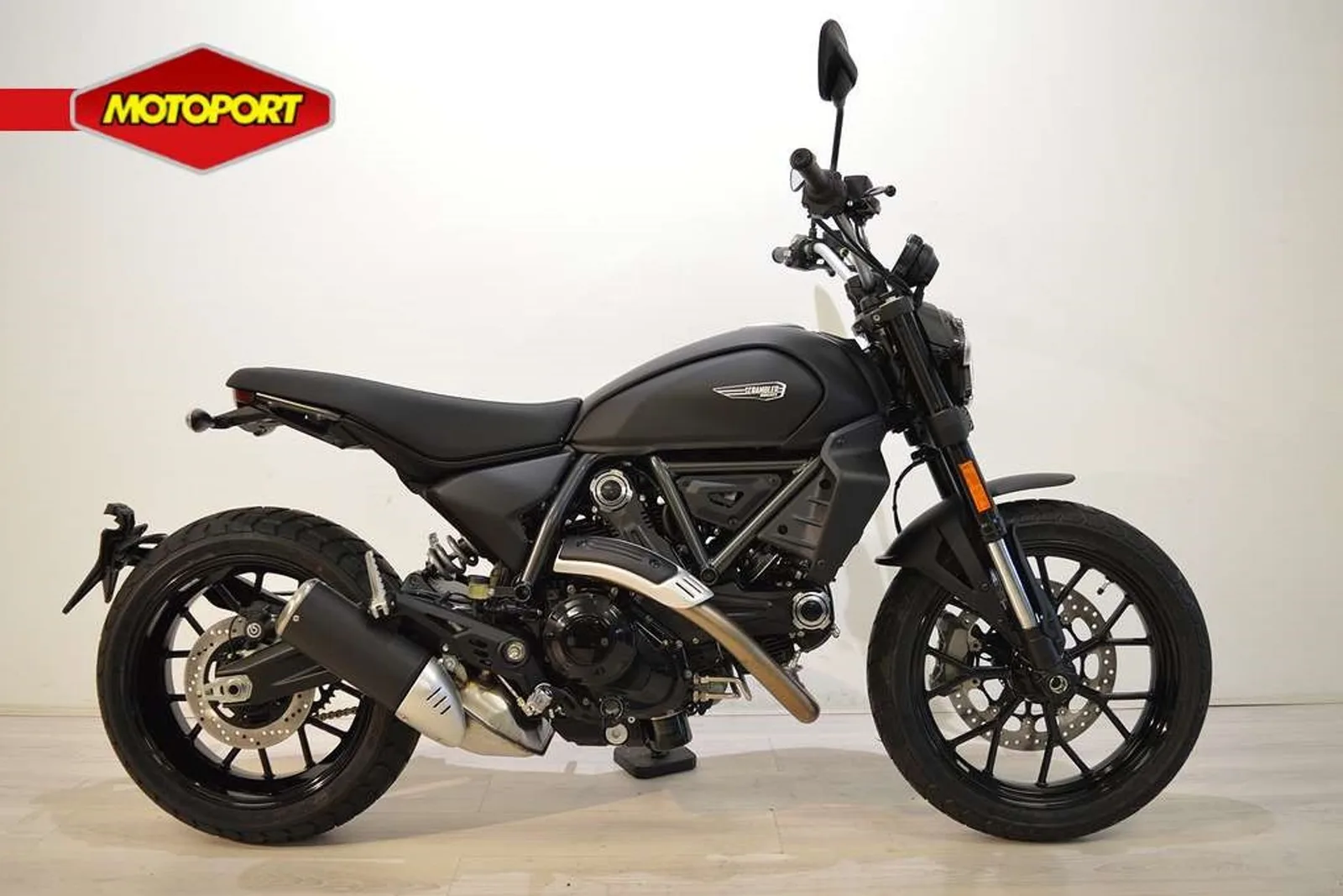 Ducati SCRAMBLER ICON Dark (2026) — foto 1
