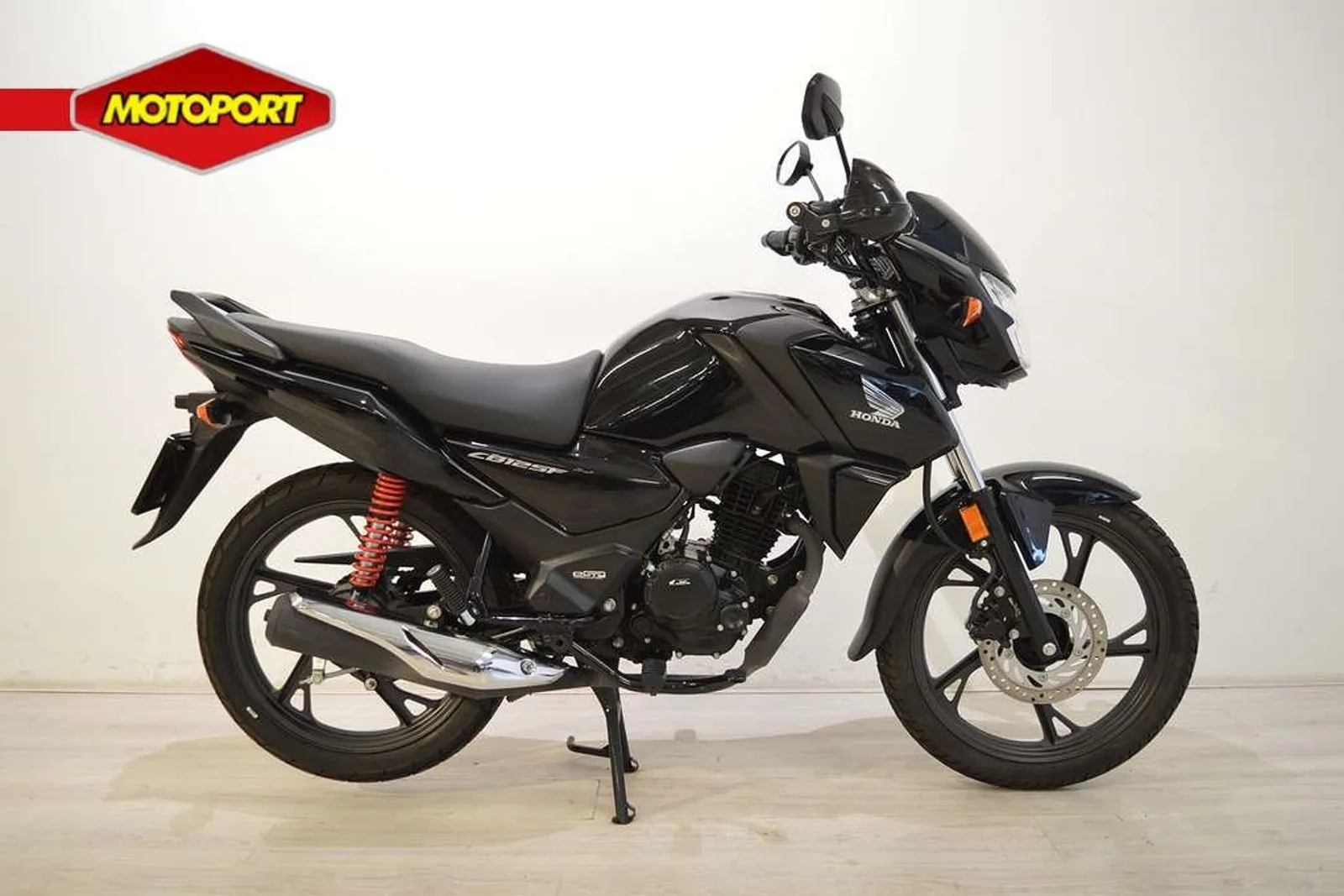 Honda CB 125 F (2024) — foto 1