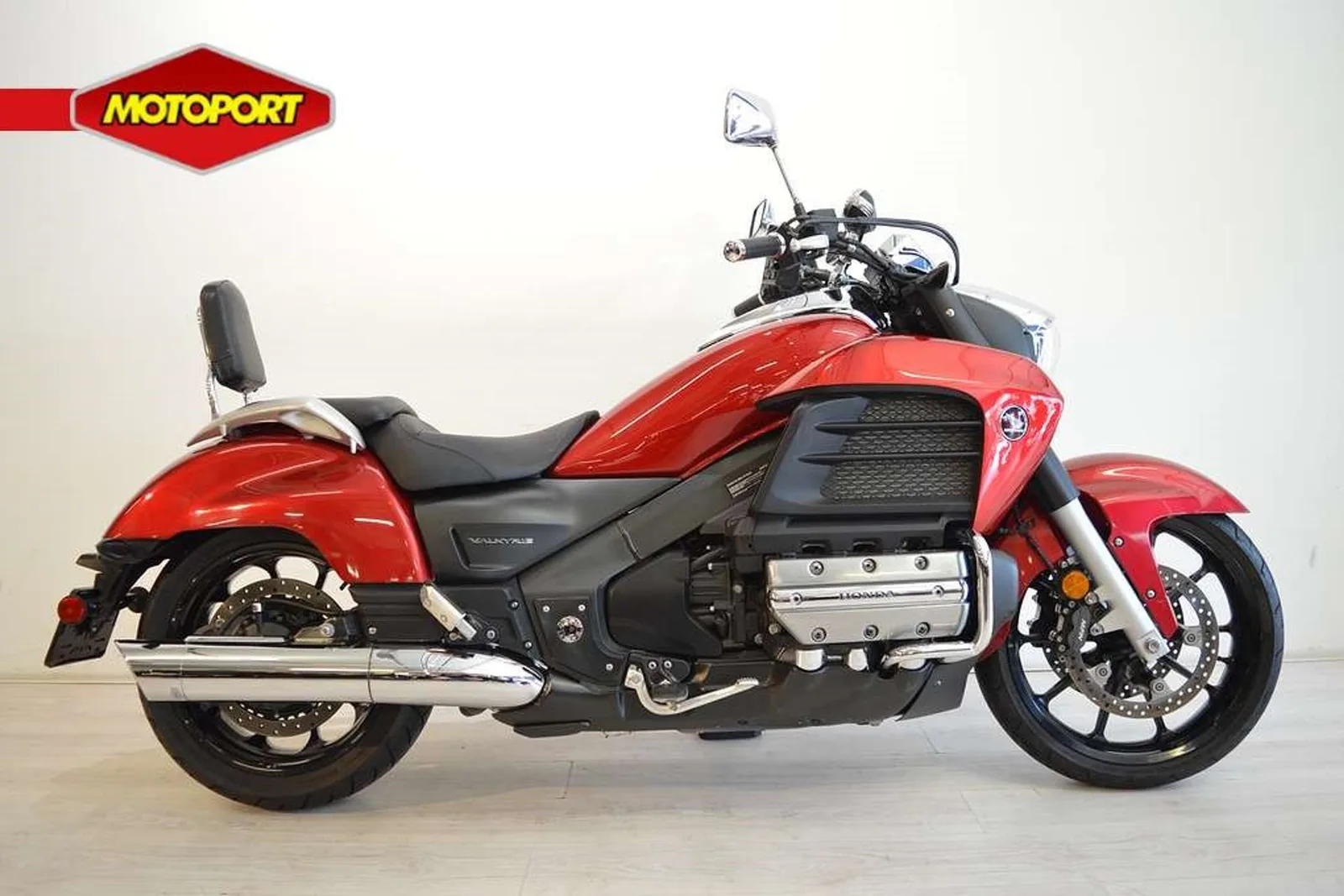 Honda F6 C GL 1800 Valkyrie (2015) — foto 1
