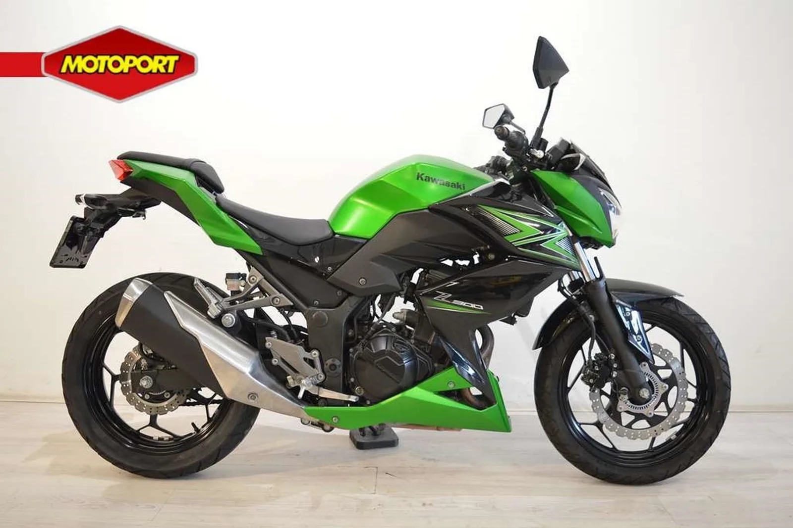 Kawasaki Z300 (2015) — foto 1