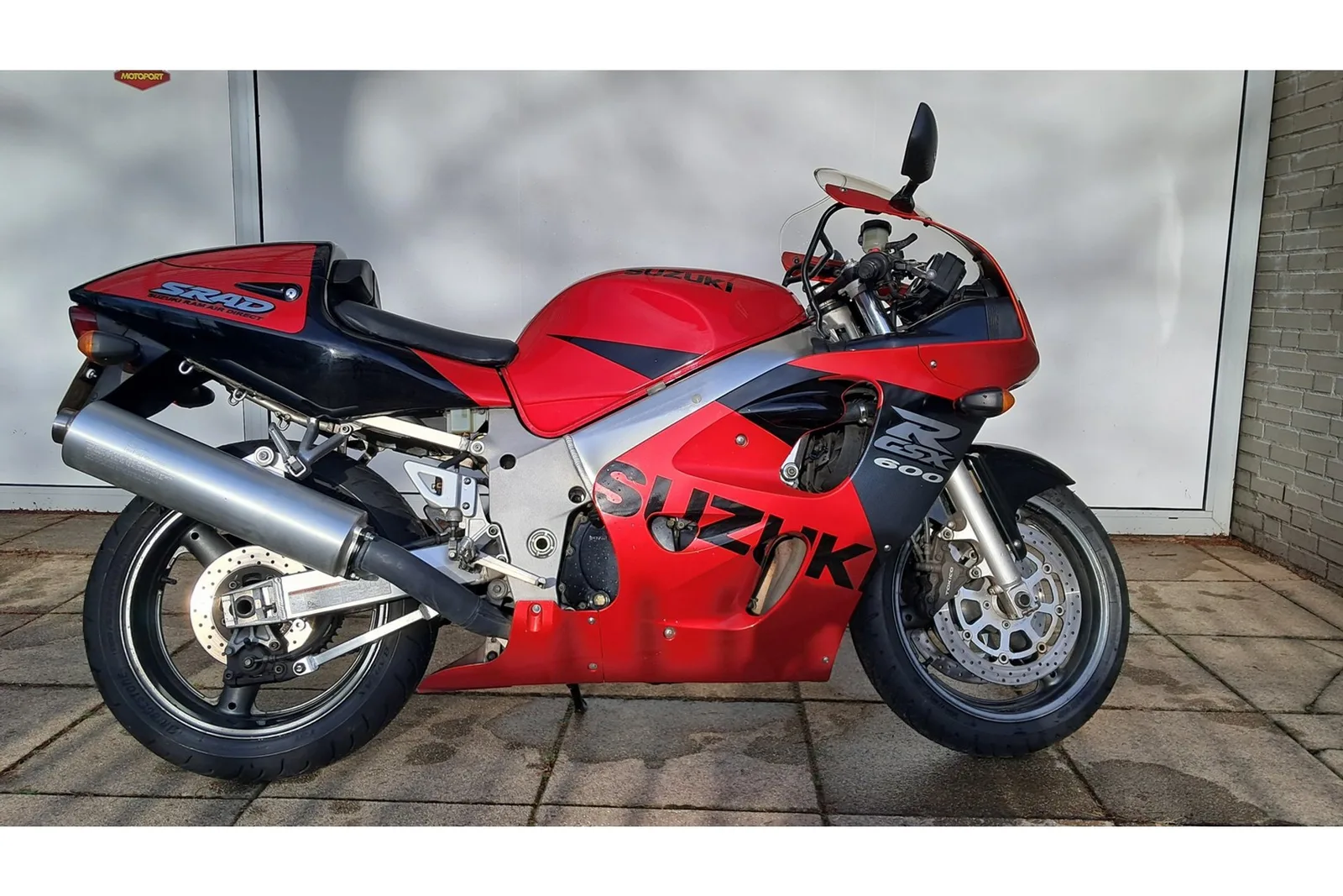 Suzuki GSX-R600 (1998) — foto 1