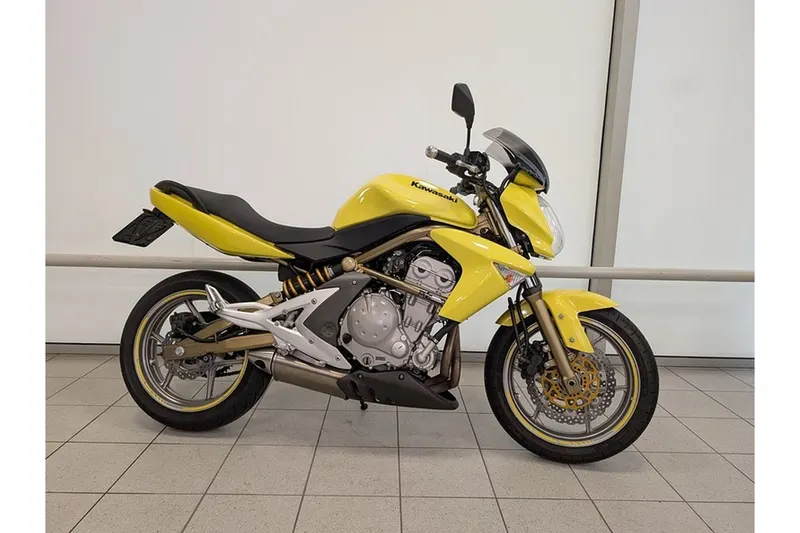 Kawasaki Er-6n (2005)