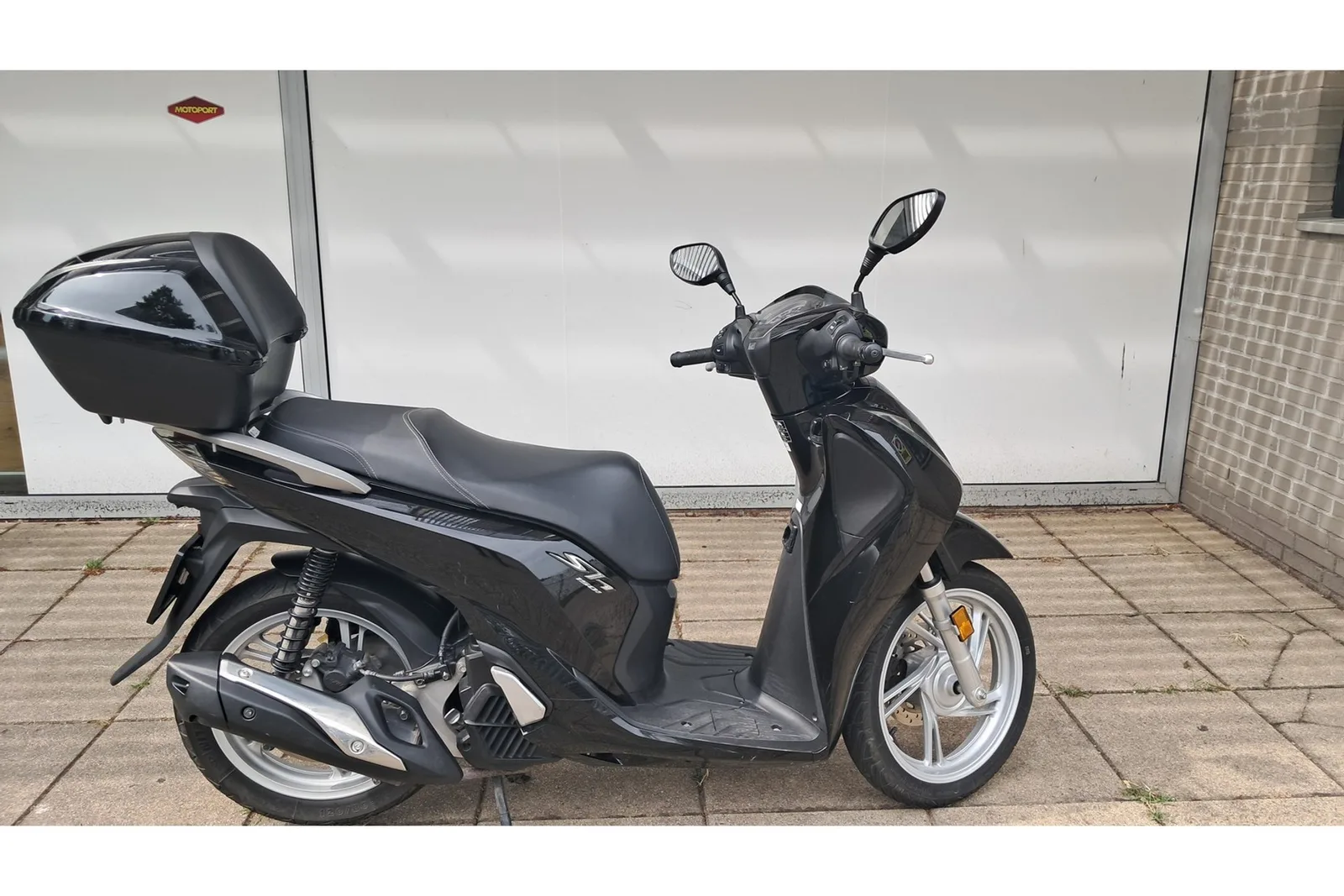 Honda SH 150i (2018) — foto 1