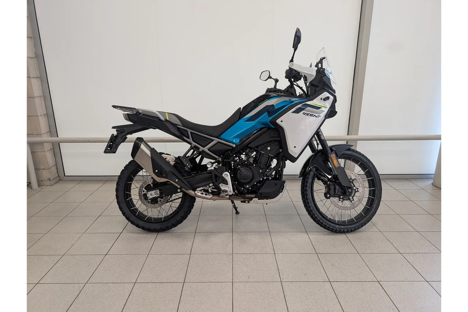 CFMoto 450 MT UIT VOORRAAD LEVERBAAR (2026) — foto 1