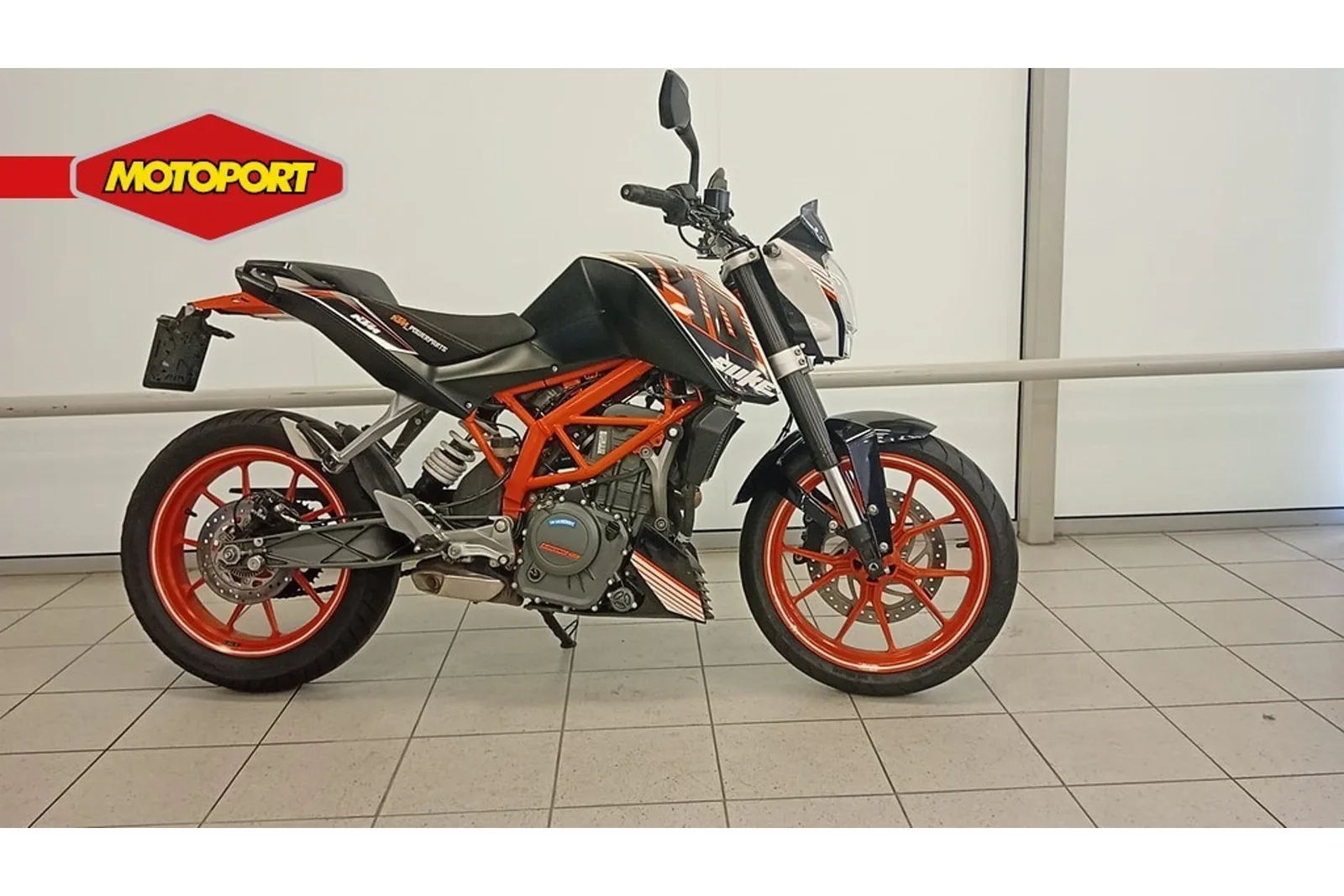 KTM 390 Duke (2017) — foto 1