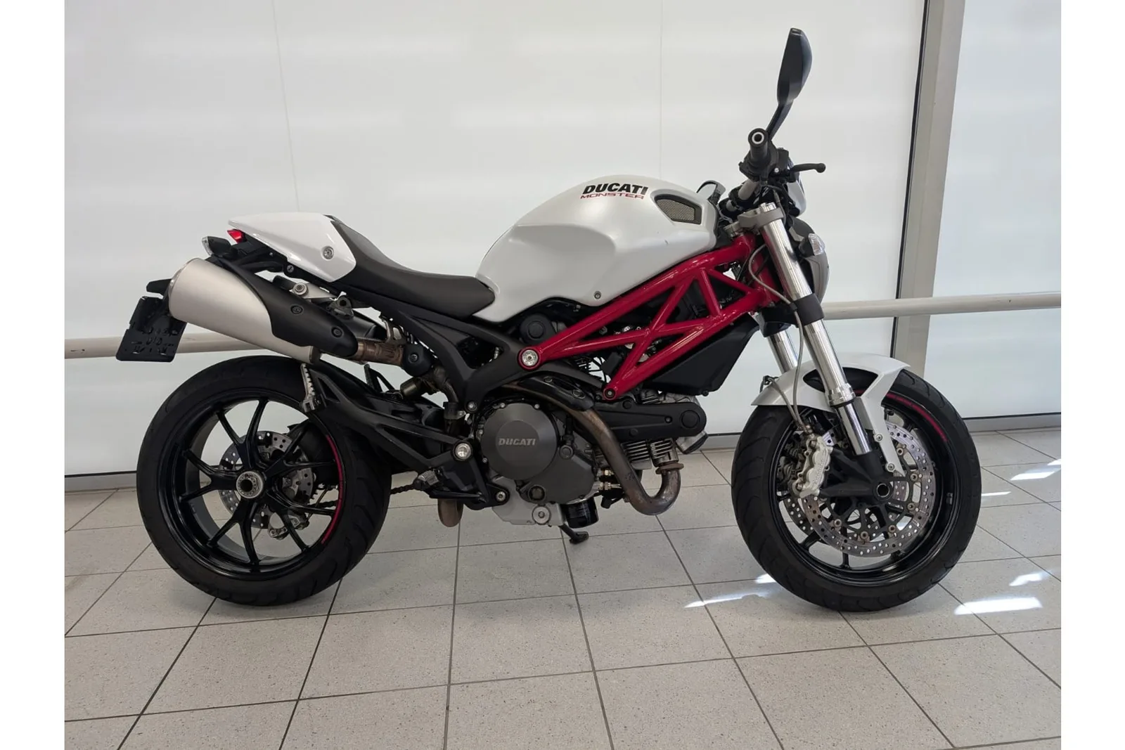 Ducati Monster 796 (2012) — foto 1