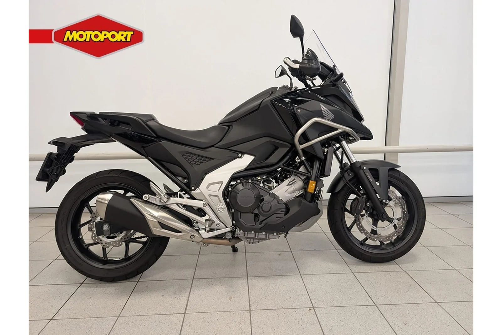 Honda NC 750 XA (2024) — foto 1