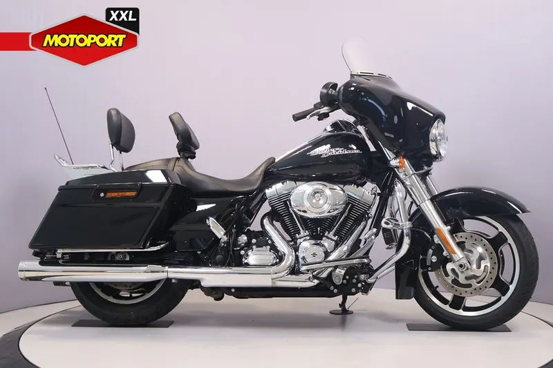 Harley-Davidson Street Glide (2013)