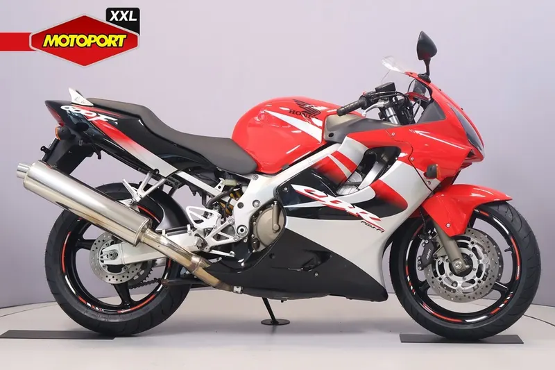 Honda CBR600F (2005)