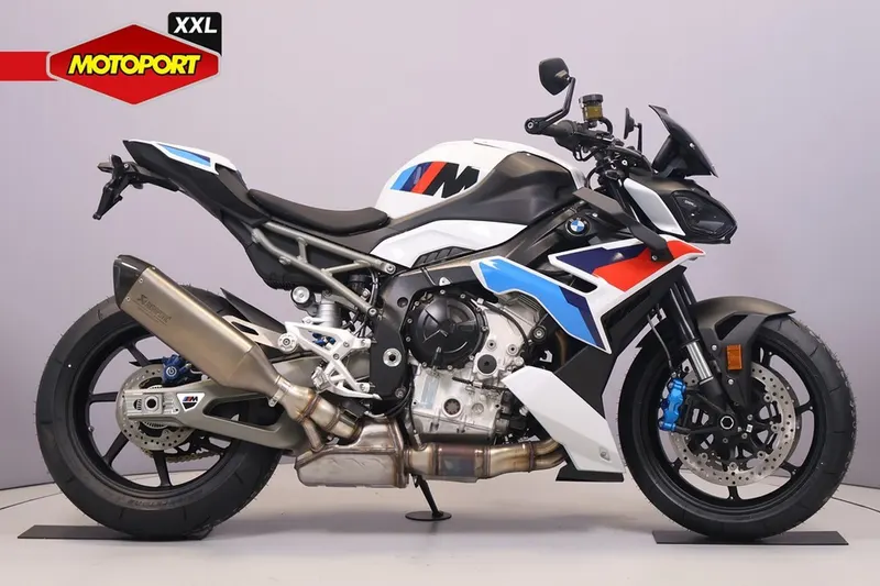 BMW M 1000 R (2026)