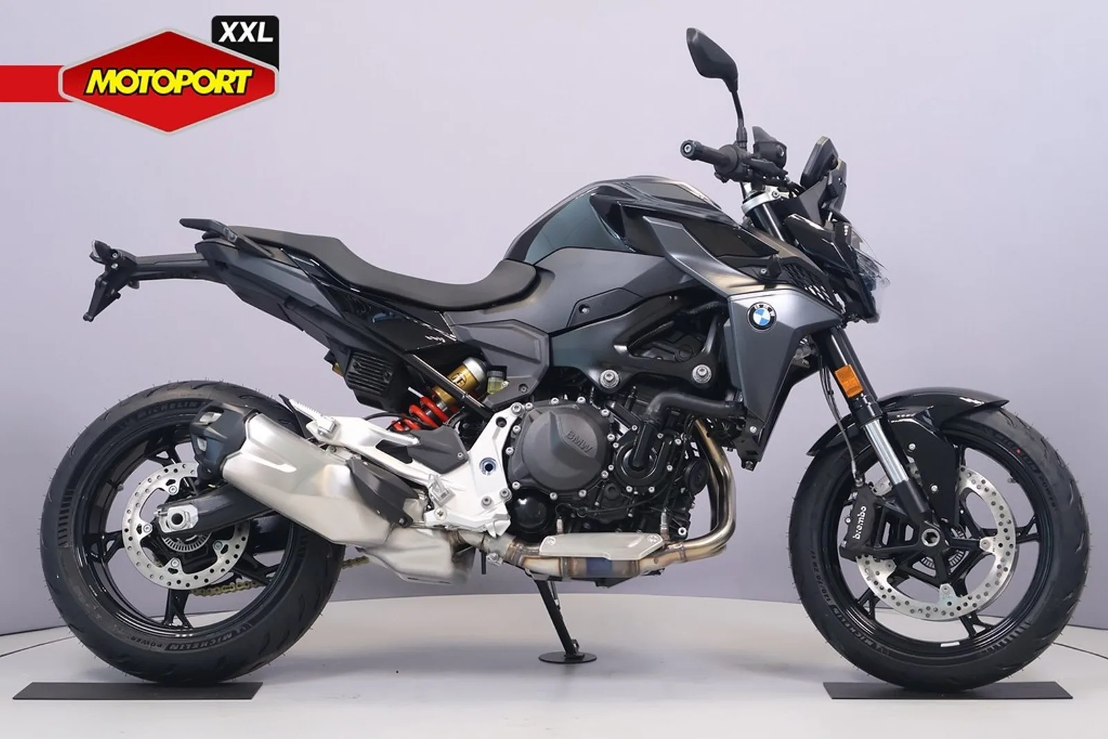 BMW F 900 R (2026) — foto 1