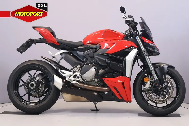 Ducati Streetfighter V2 (2023)