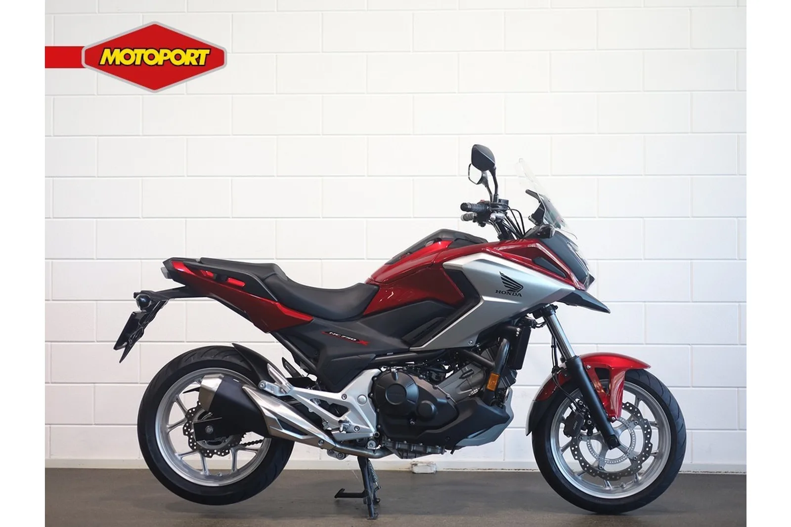 Honda NC750X (2017) — foto 1