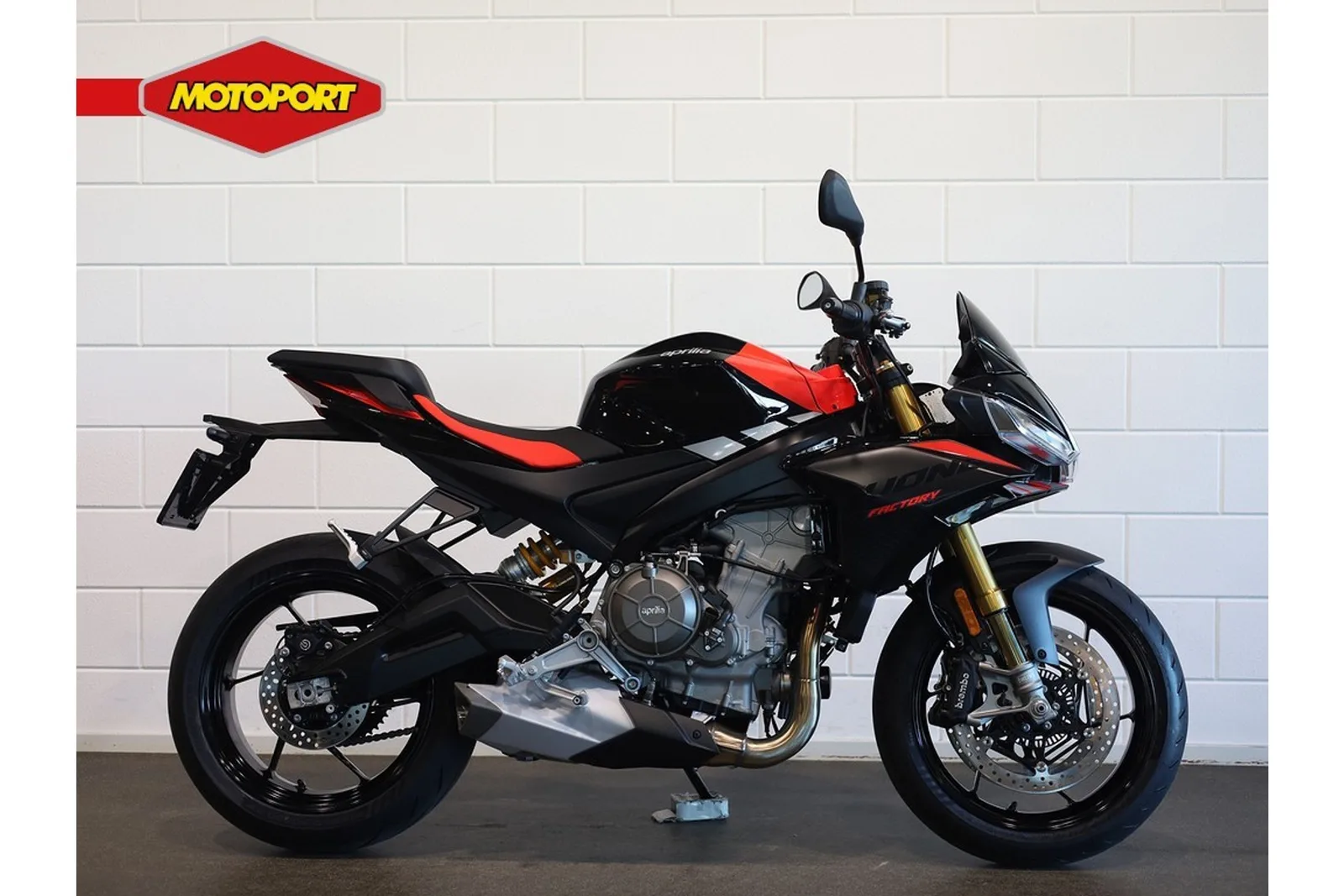 Aprilia Tuono 660 FACTORY (2025) — foto 1