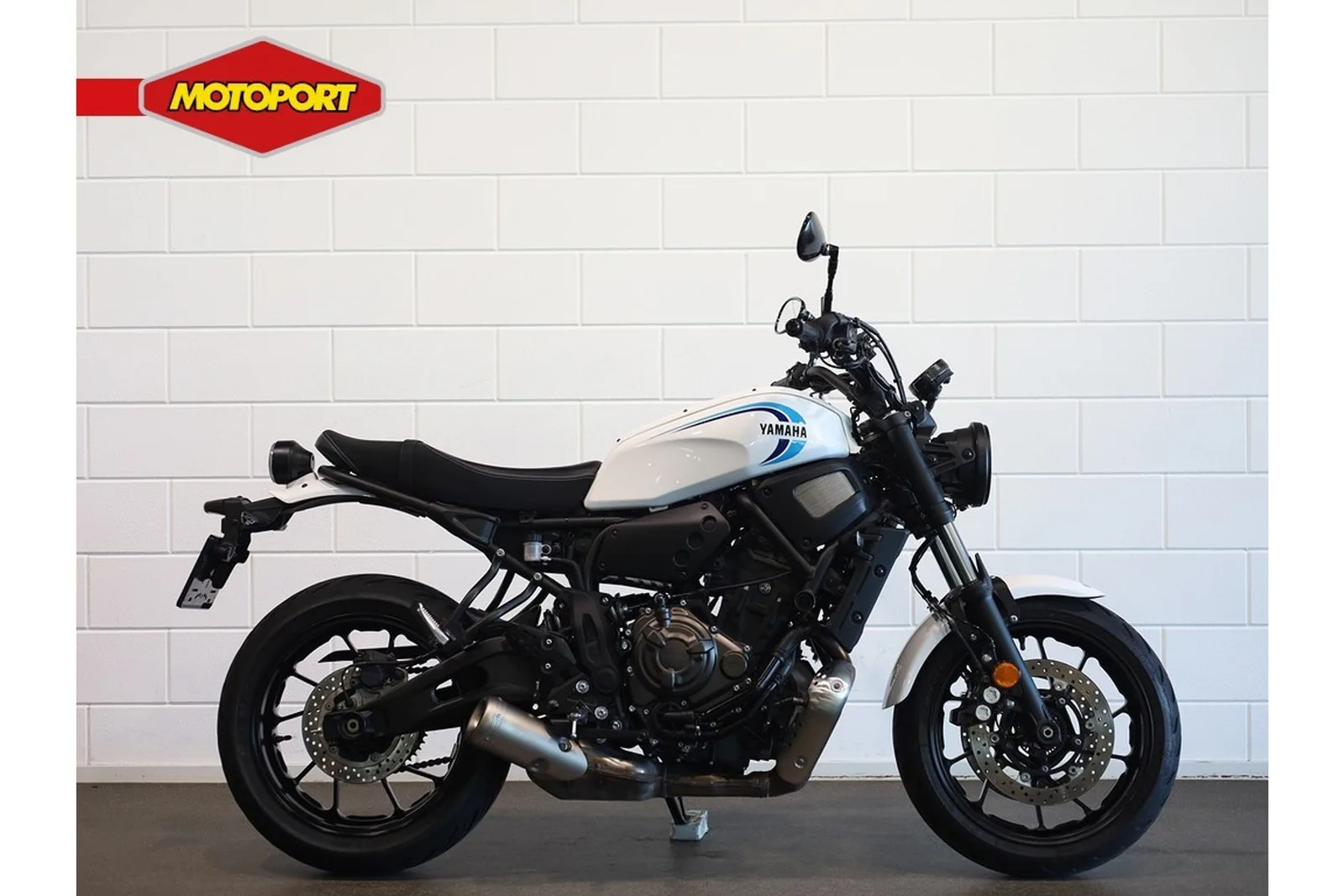 Yamaha XSR700 (2024) — foto 1