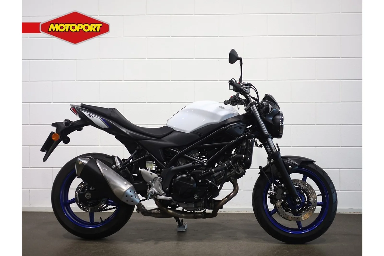 Suzuki SV650 (2017) — foto 1