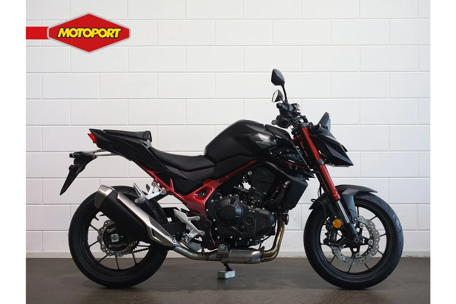 Honda CB 750 Hornet (2026) — foto 1