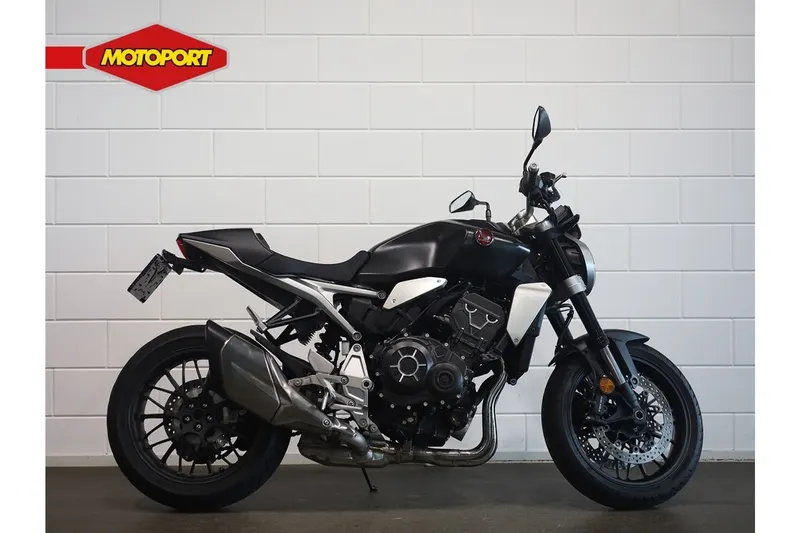 Honda CB1000R (2021)