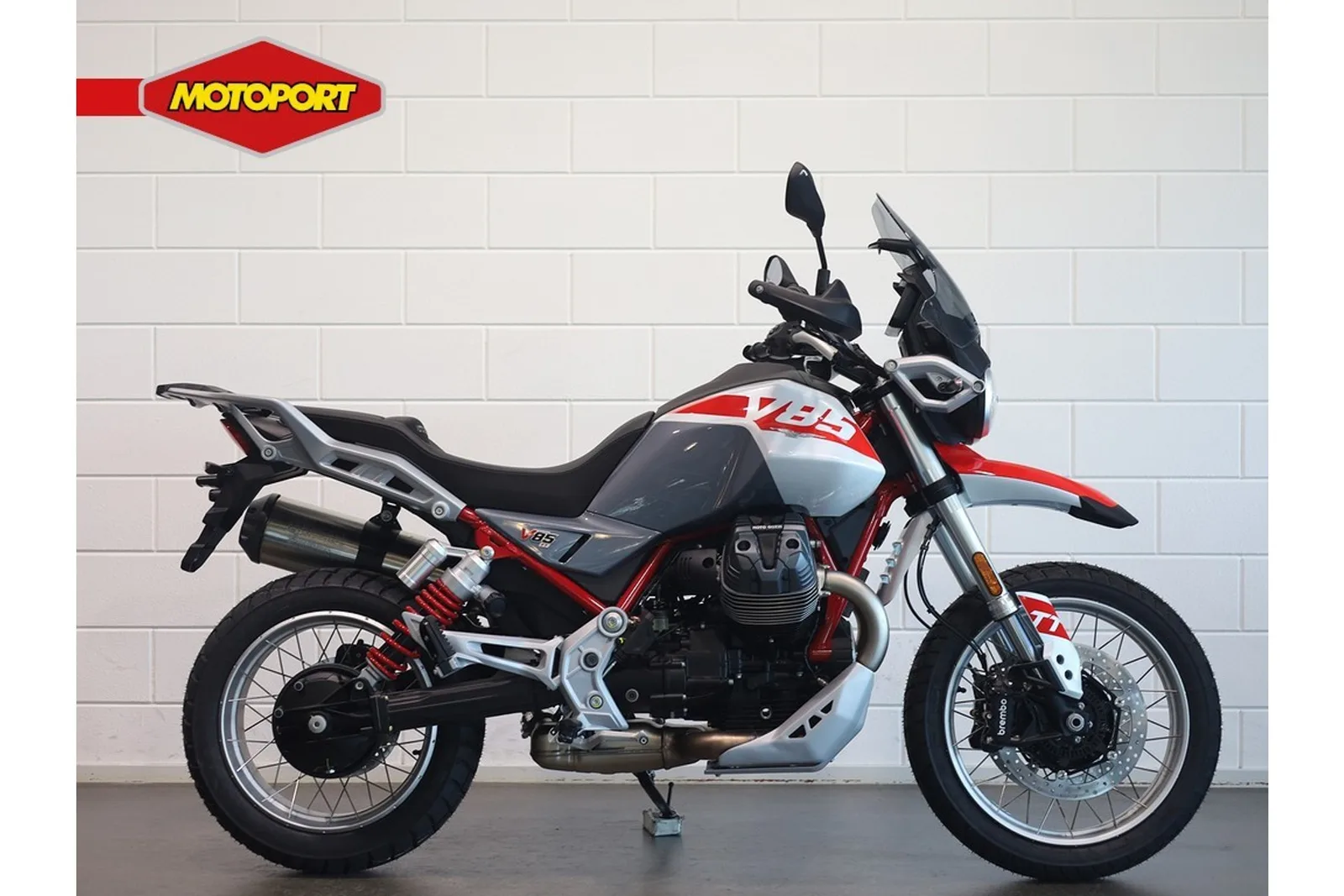 Moto Guzzi V85 TT (2026) — foto 1