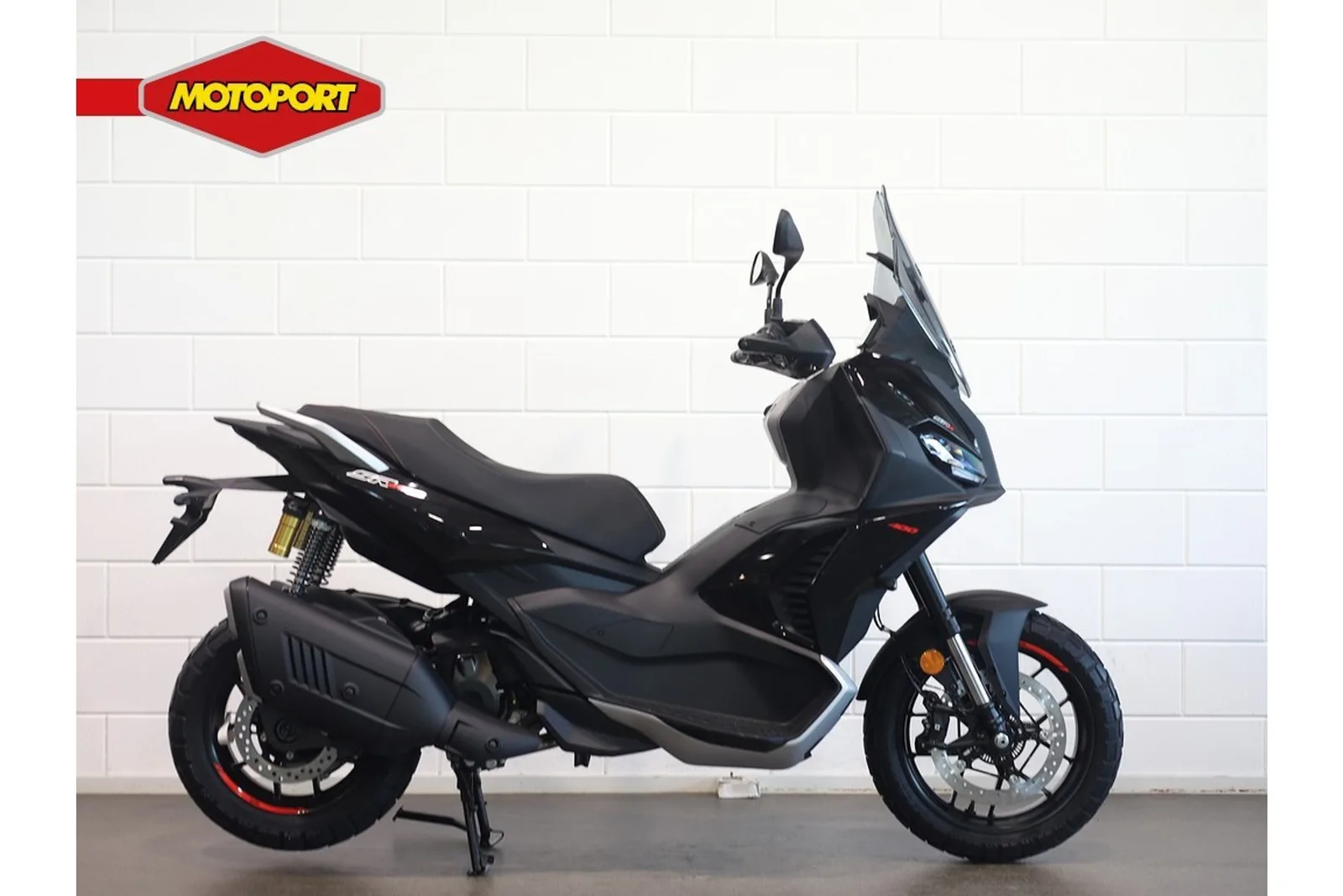 Aprilia SR GT 400 (2026) — foto 1