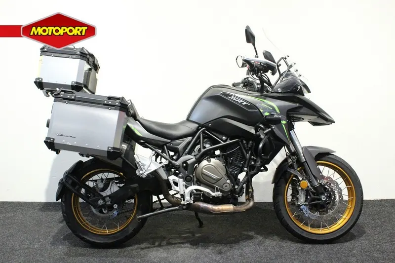 QJ Motor SRT 700 X TOURING (2024)