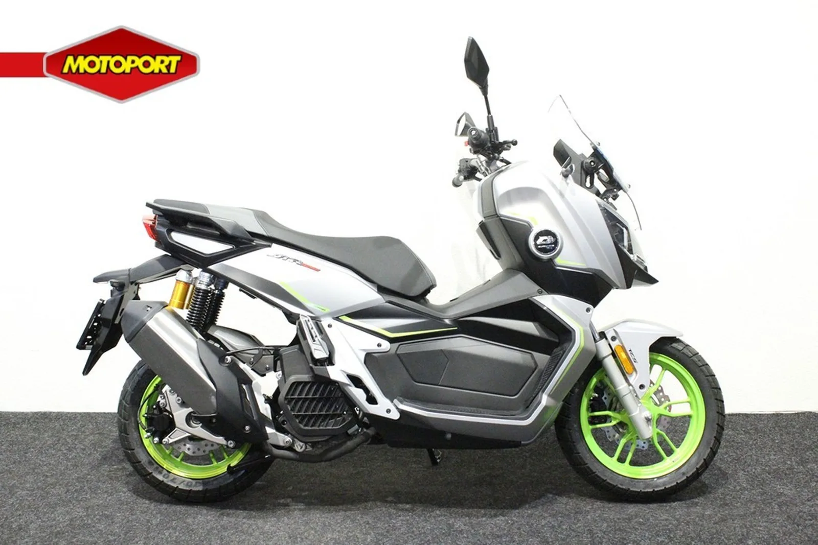 QJ Motor ATR 125 (2026) — foto 1