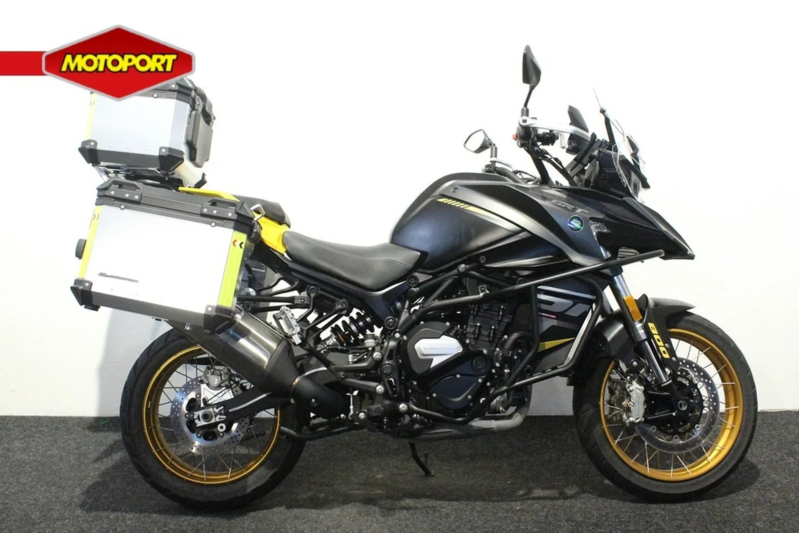 QJ Motor SRT 800 SX TOURING (2024) — foto 1