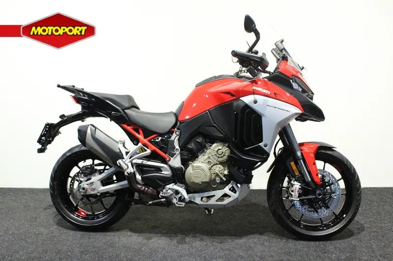 Ducati Multistrada V4S (2024)