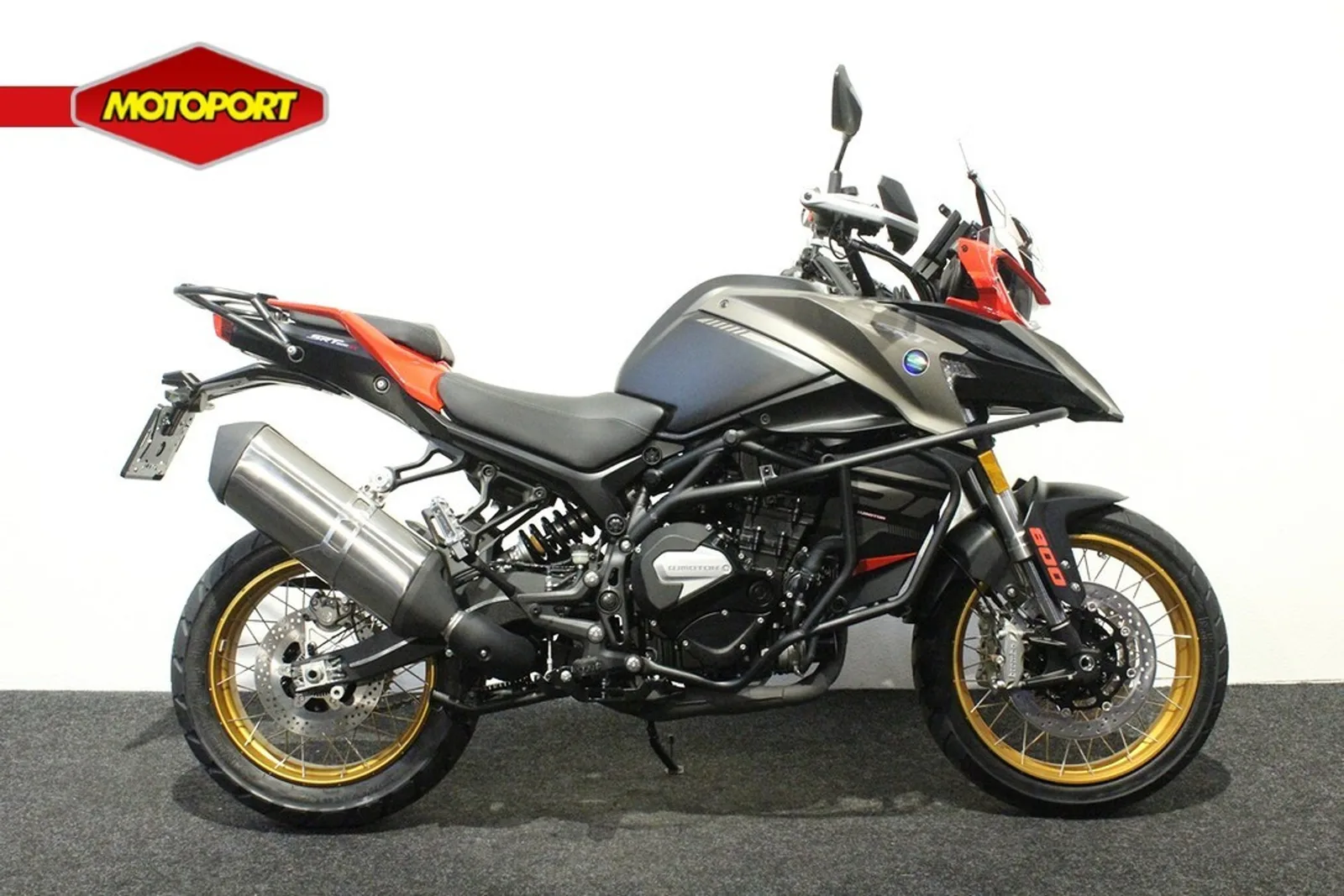 QJ Motor SRT 800 SX (2026) — foto 1