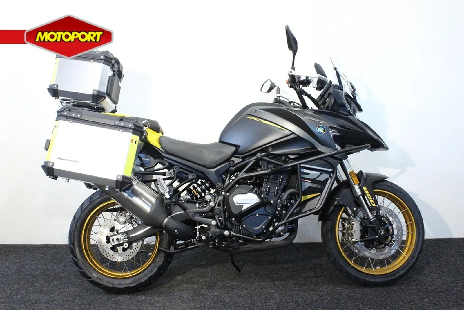 QJ Motor SRT 800 SX TOURING (2026) — foto 1