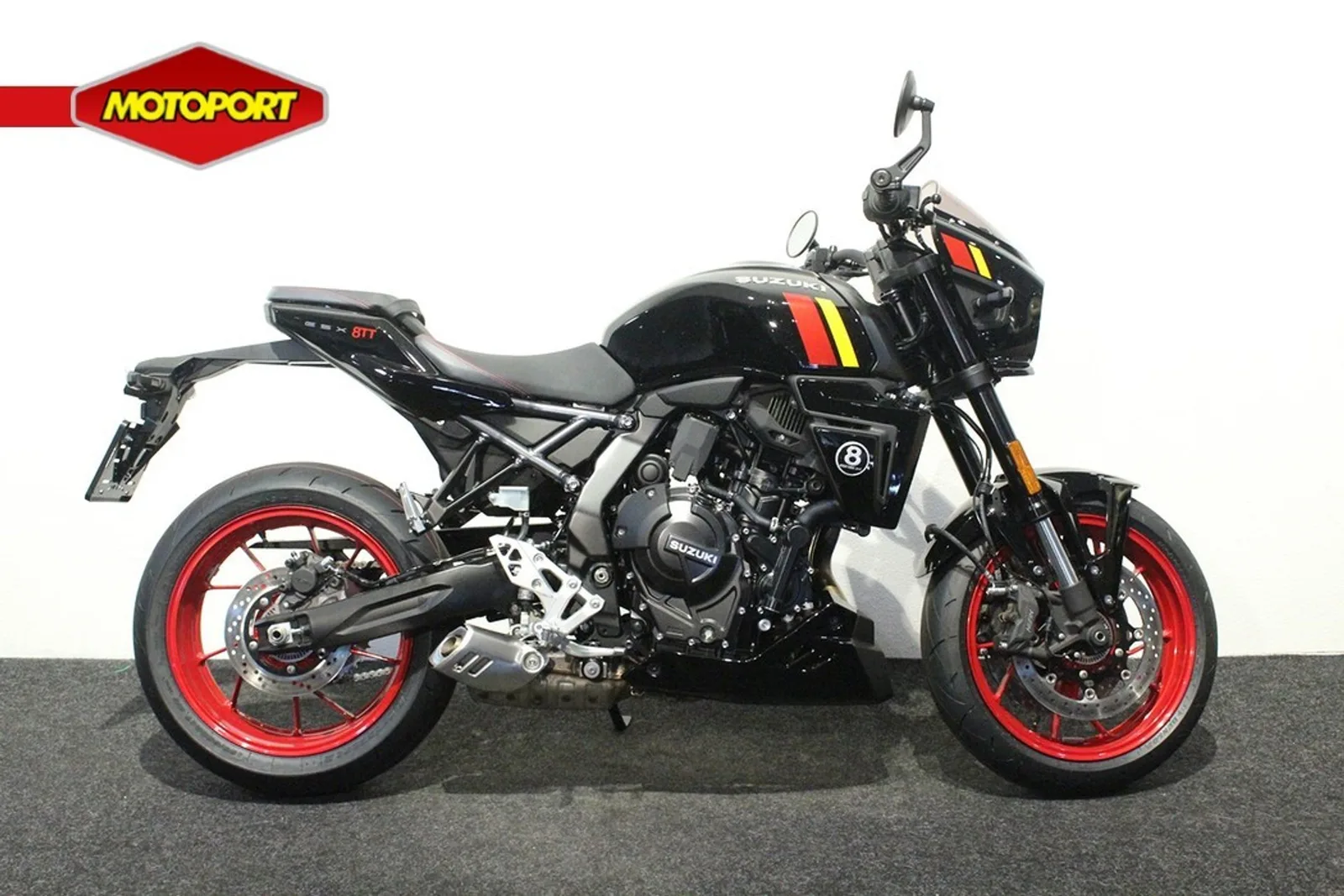 Suzuki GSX-8TT (2025) — foto 1