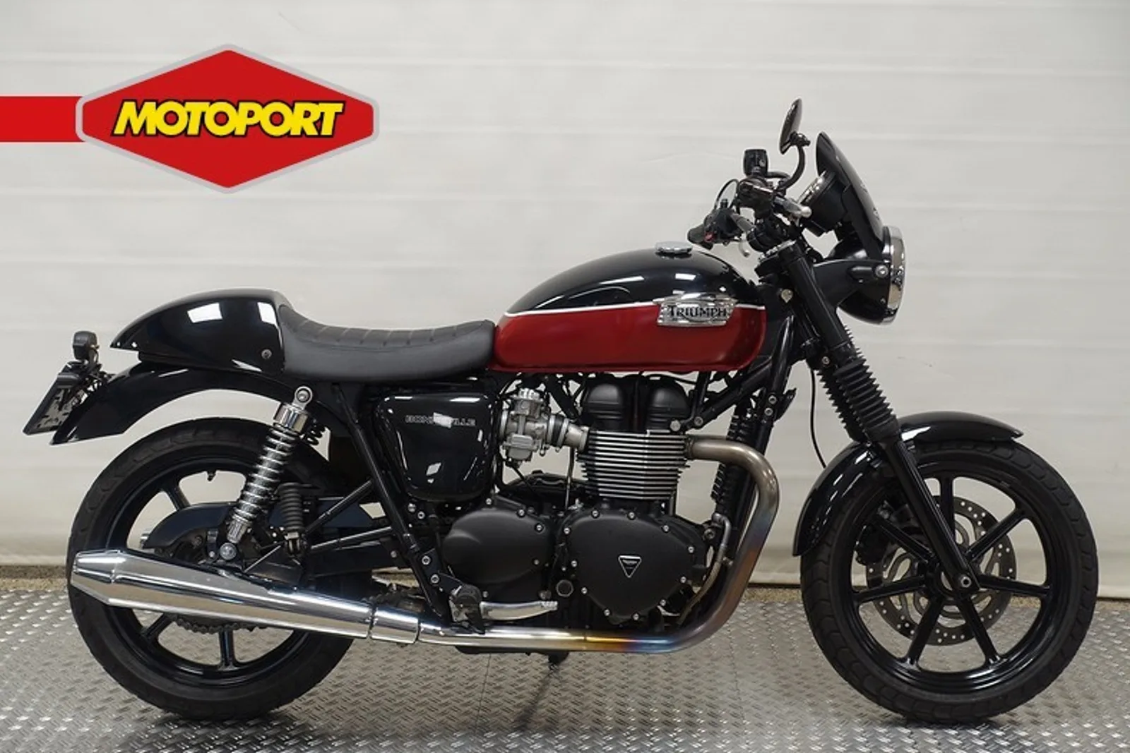 Triumph Bonneville T100 (2014) — foto 1