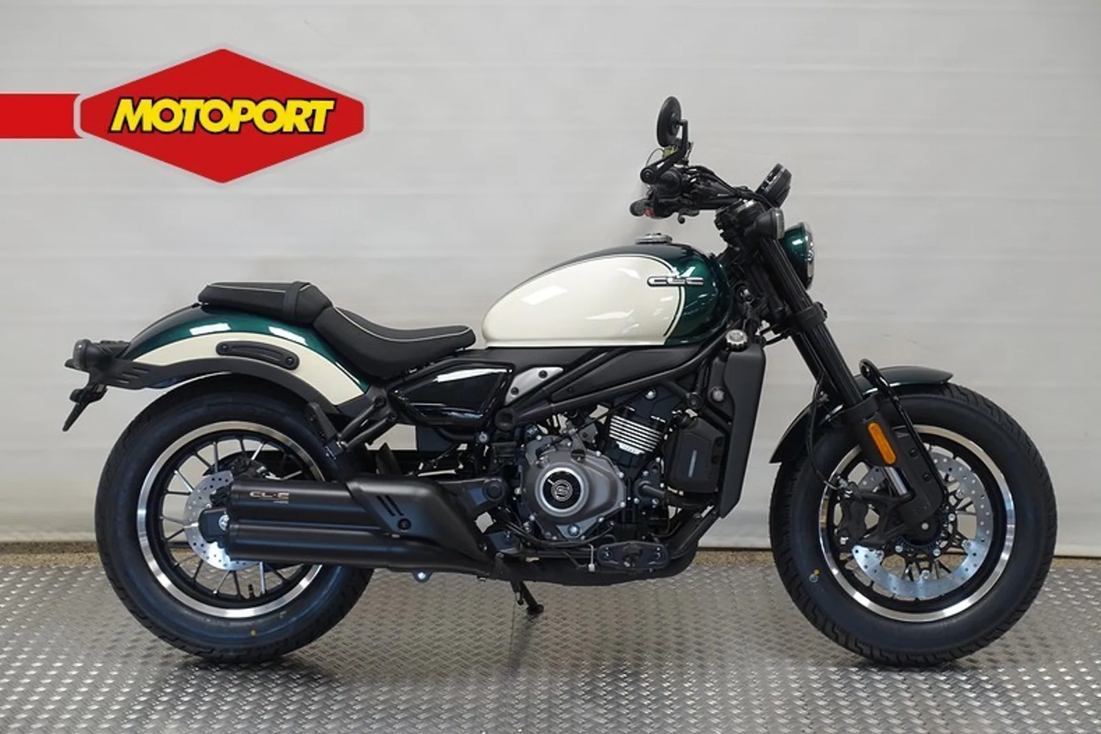 CFMoto 450CLC (2026) — foto 1