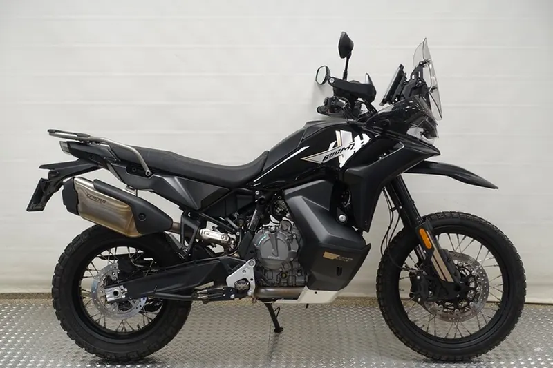 CFMoto 800 MT-X (2025)