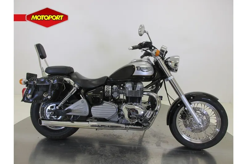 Triumph Bonneville America (2002)