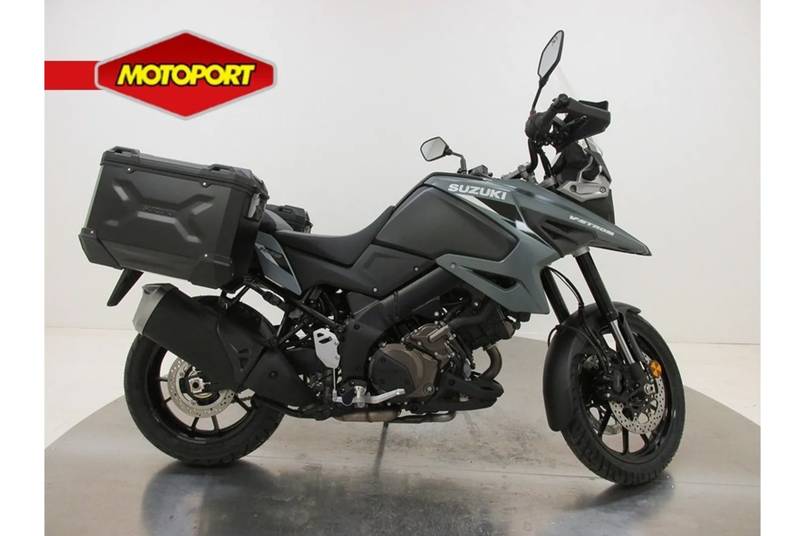 Suzuki DL1050 BLACK RHINO (2026) — foto 1
