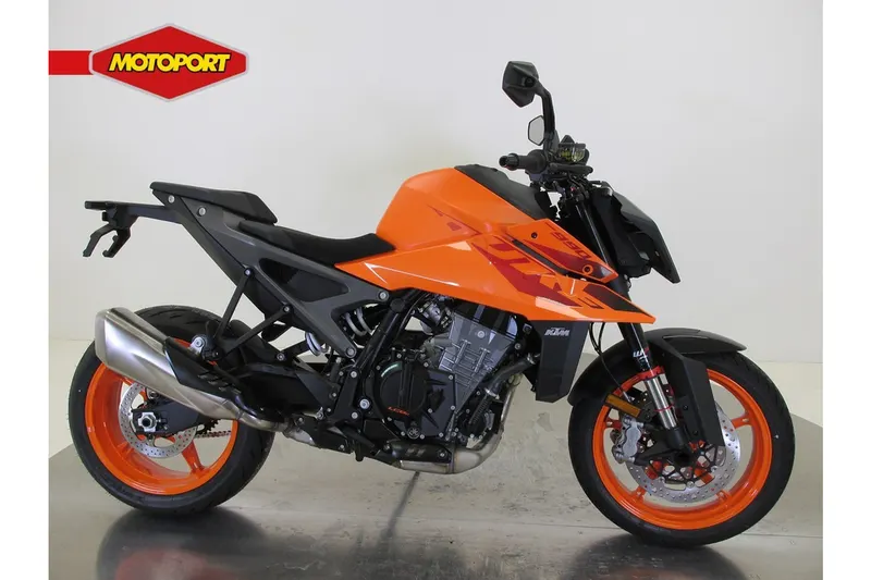 KTM 990 Duke (2024)
