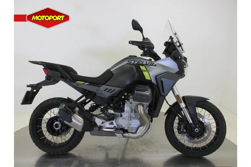 Moto Guzzi Stelvio (2025)