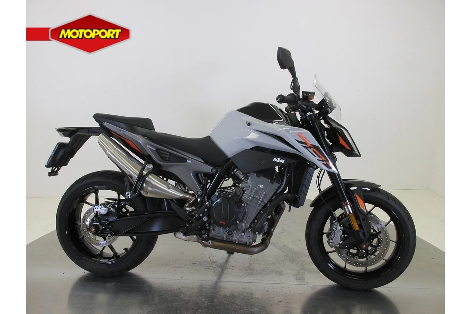 KTM 790 Duke (2024) — foto 1