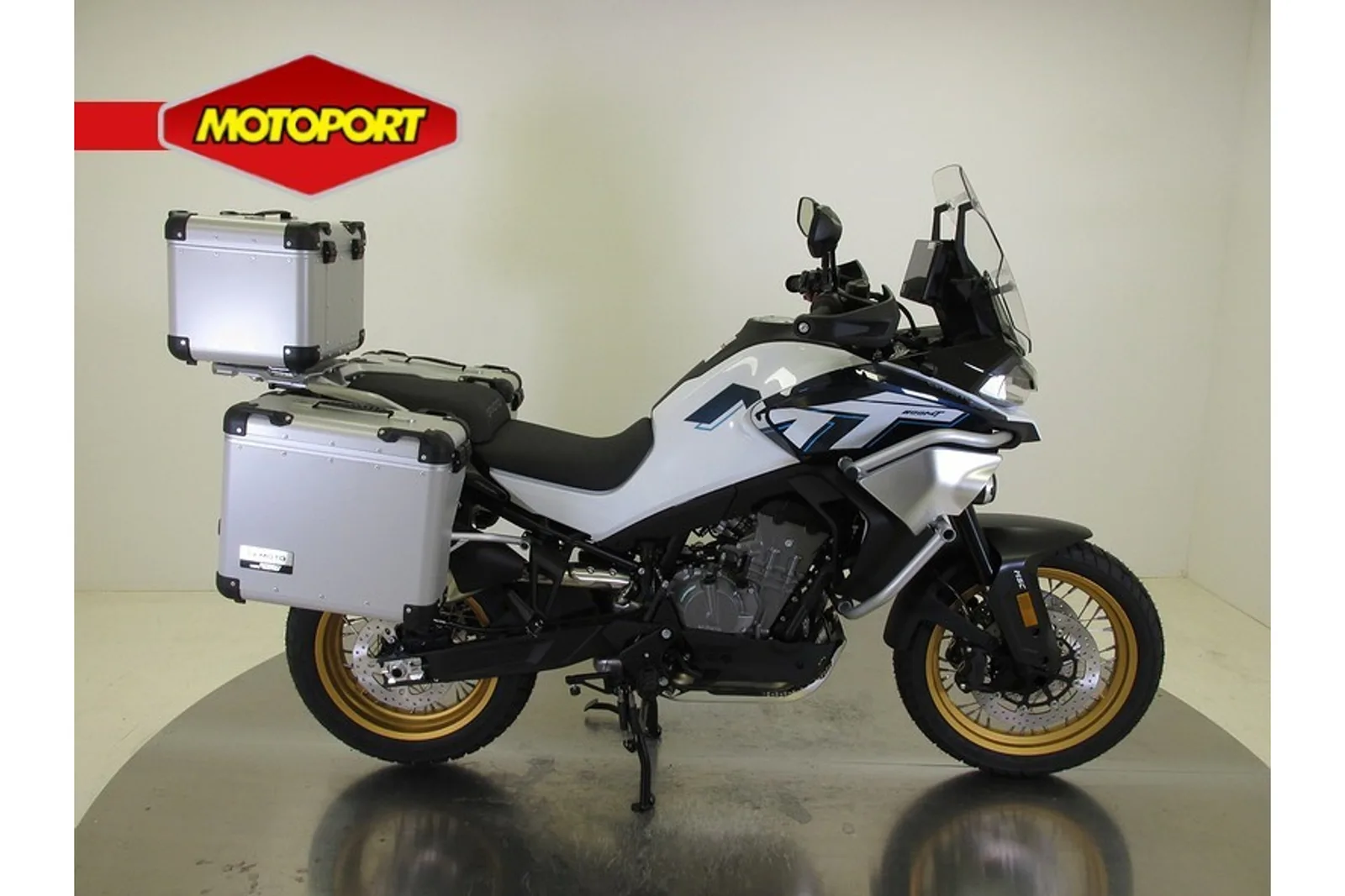 CFMoto 800 MT (2026) — foto 1