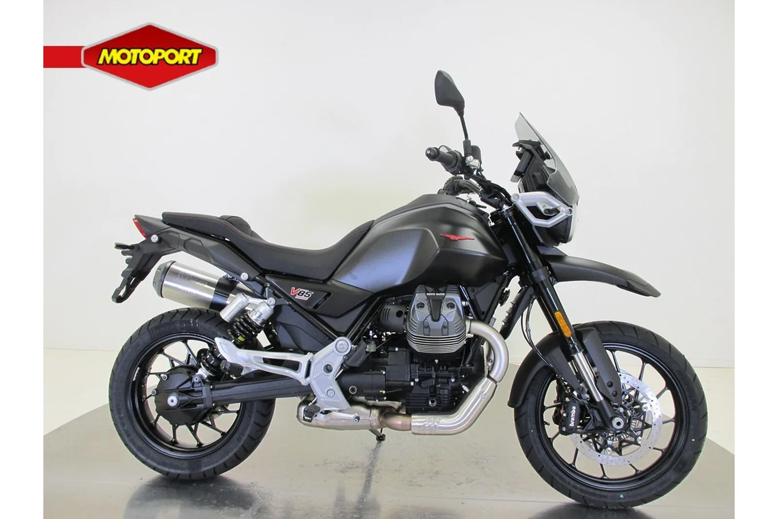 Moto Guzzi V85 Tt Strada (2024) — foto 1