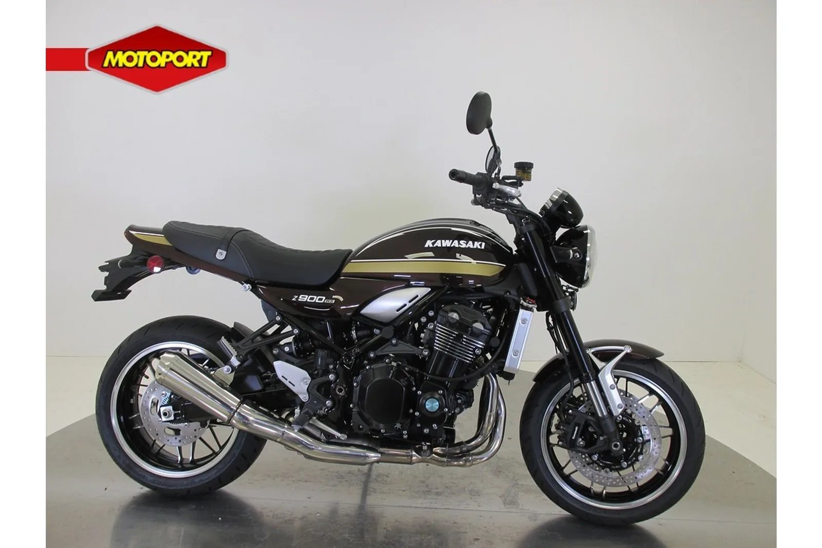 Kawasaki Z900RS (2025) — foto 1