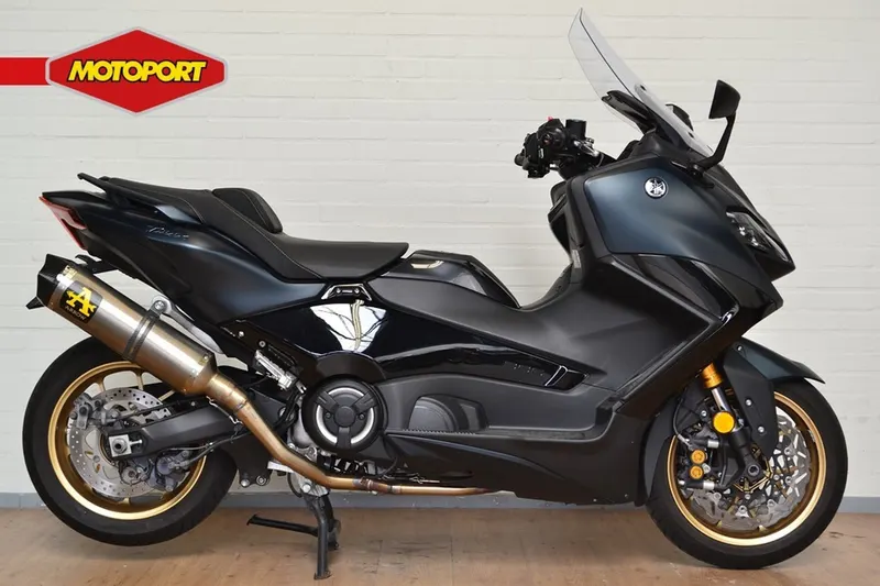 Yamaha Tmax Tech MAX (2022)