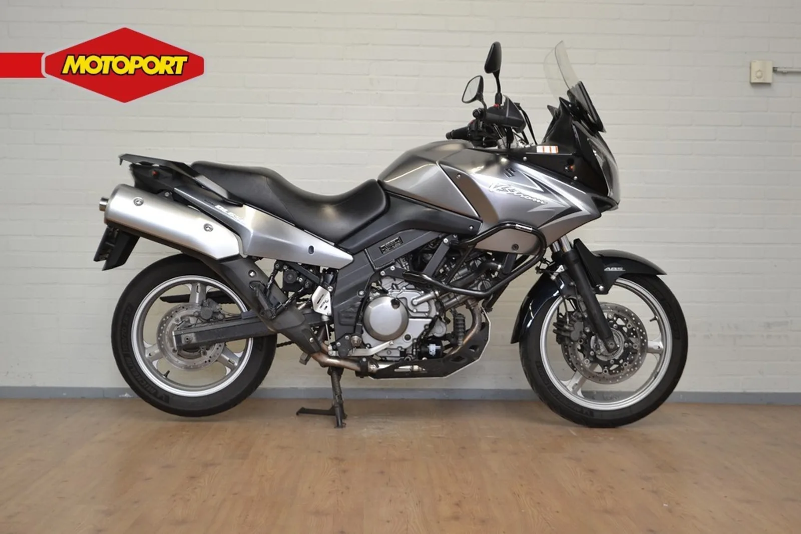 Suzuki DL 650 V Strom (2009) — foto 1