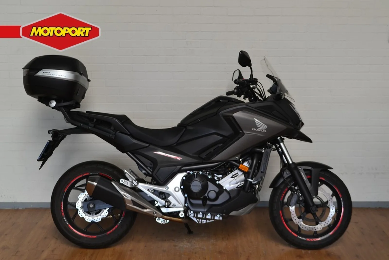 Honda NC750X (2019) — foto 1