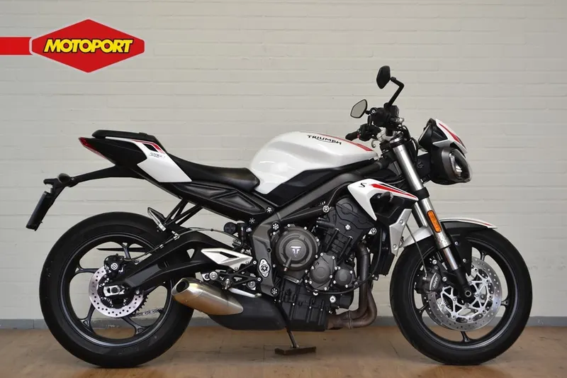 Triumph Street Triple S (2022)