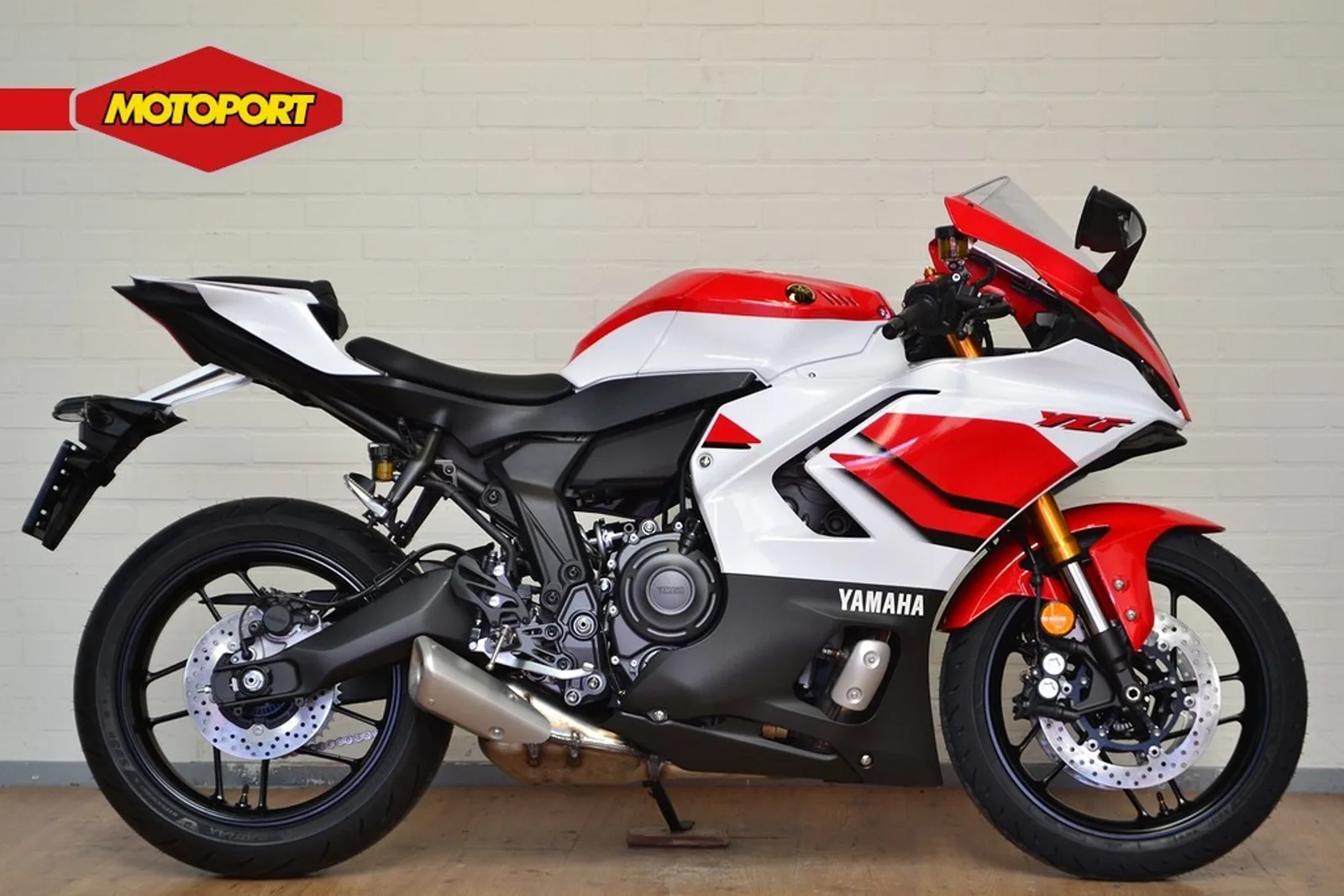 Yamaha R7 (2026) — foto 1