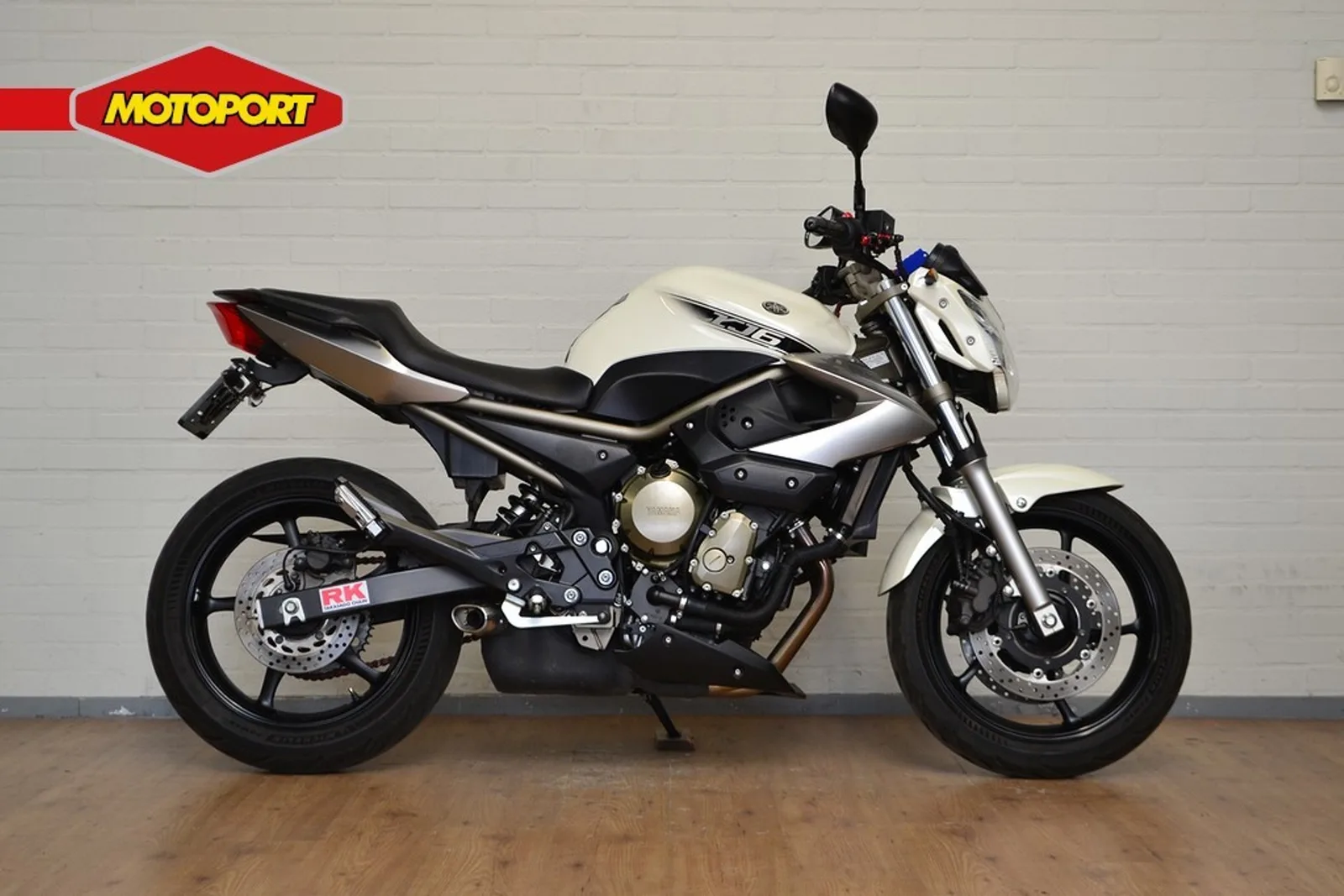 Yamaha XJ6 (2009) — foto 1