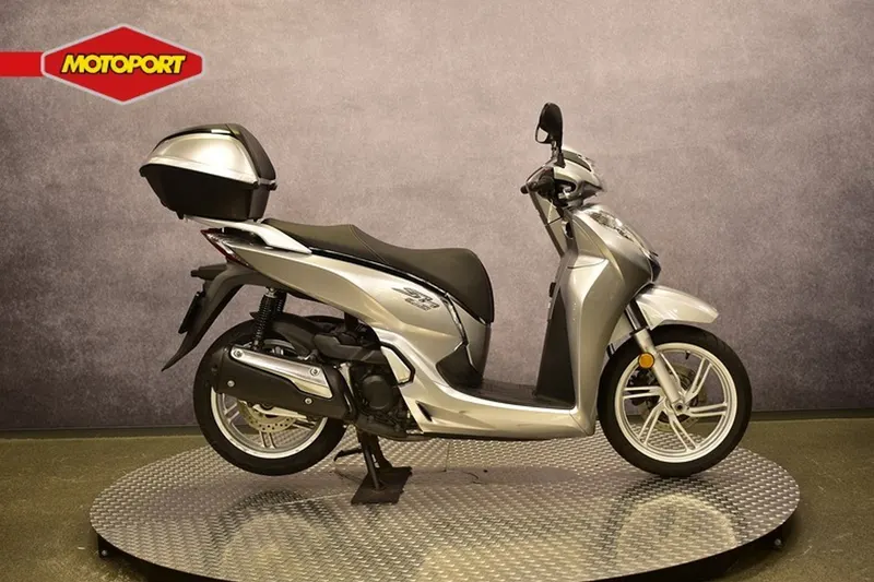 Honda SH 300i (2017)