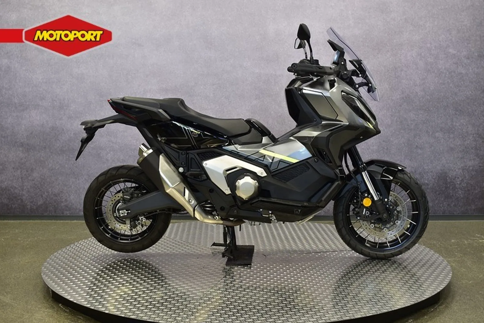 Honda X ADV (2024) — foto 1